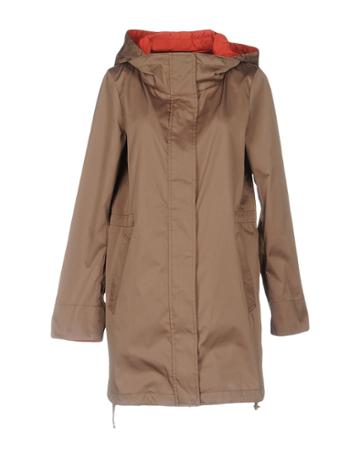 Gimo's Overcoats