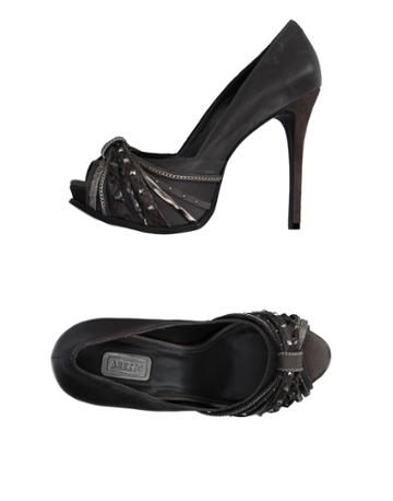 Arezzo Pumps