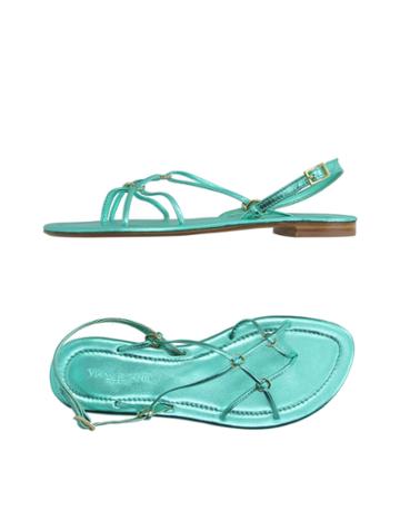 Via Mercanti Toe Strap Sandals