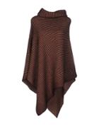 Boutique De La Femme Capes