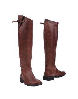 Esseutesse Boots