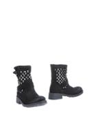 Nikimarty Ankle Boots