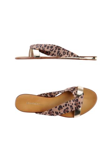 Blackmail Toe Strap Sandals