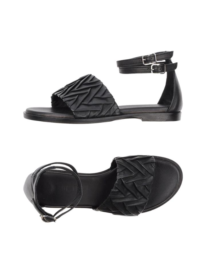Pomme D'or Sandals