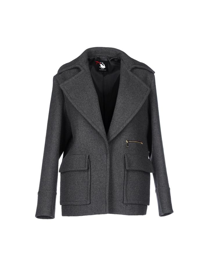 Sin Quanone Coats