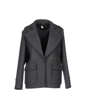 Sin Quanone Coats
