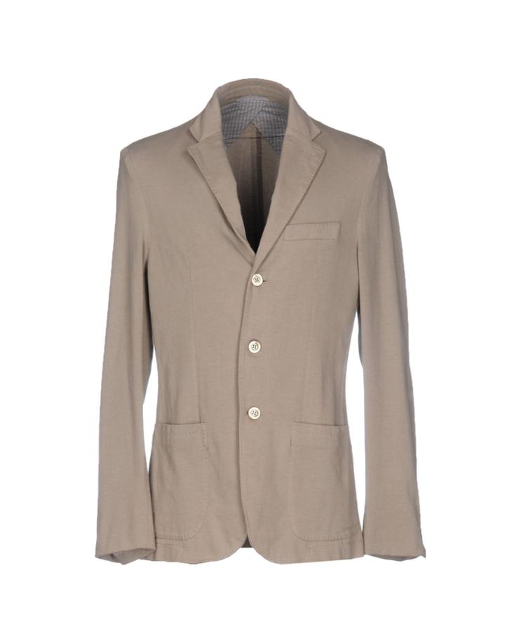 Valdoglio Blazers