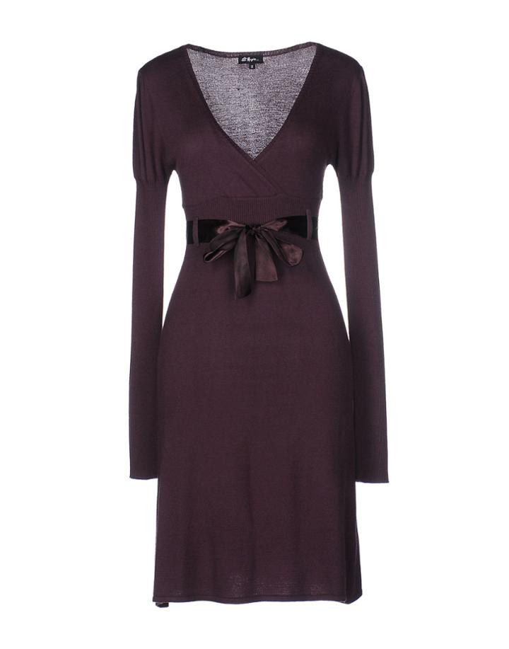  Magia. Short Dresses