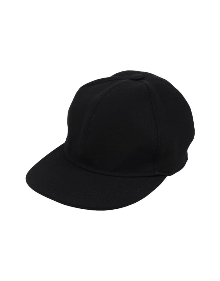 Red(v) Hats