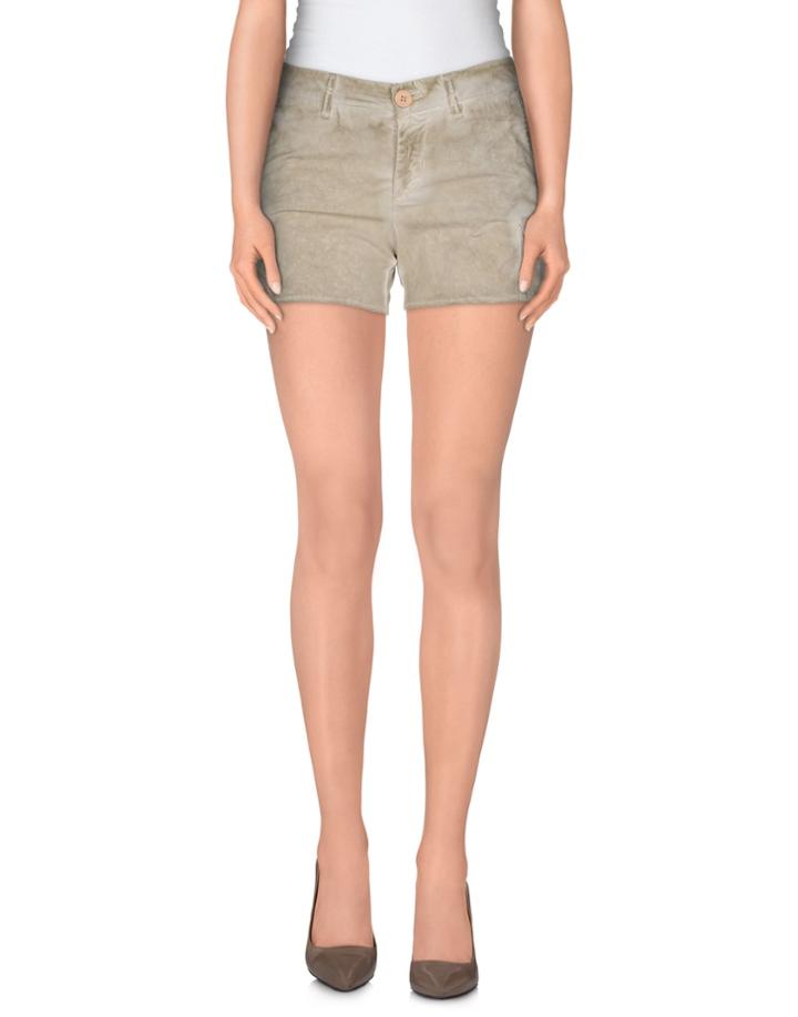 Anonymato Shorts