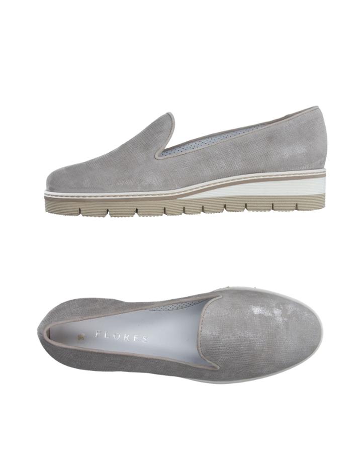 Flores Loafers