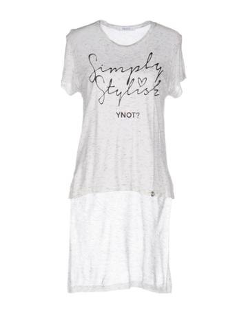 Yynot T-shirts