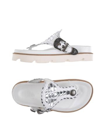 Serafini Etoile Toe Strap Sandals
