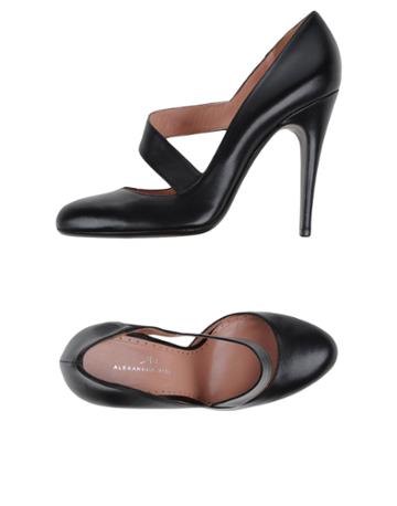 Alexandra Neel Pumps