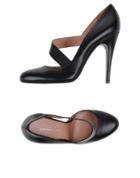 Alexandra Neel Pumps