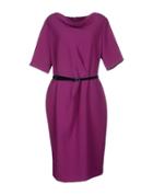 Clips Up Knee-length Dresses