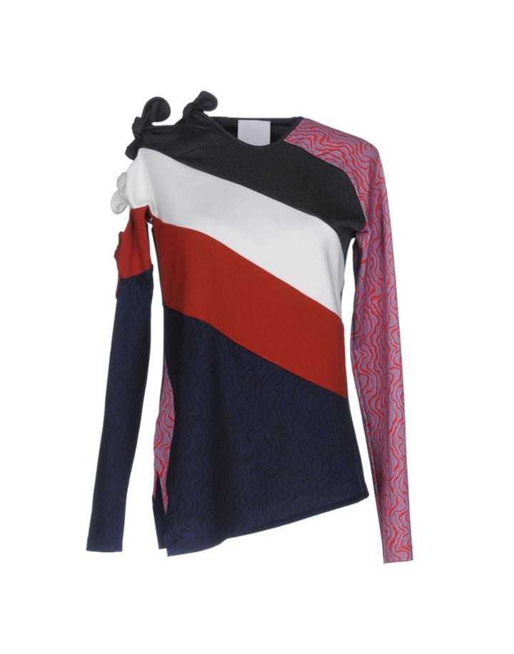 Danielle Romeril T-shirts