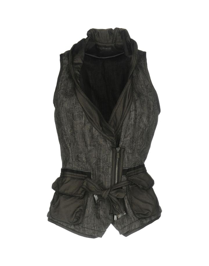 Beate Heymann Tops