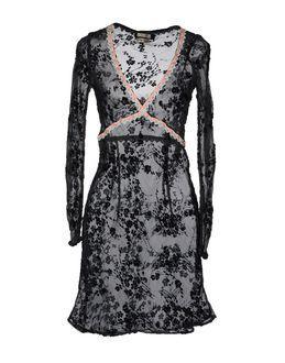 Voyage Knee-length Dresses