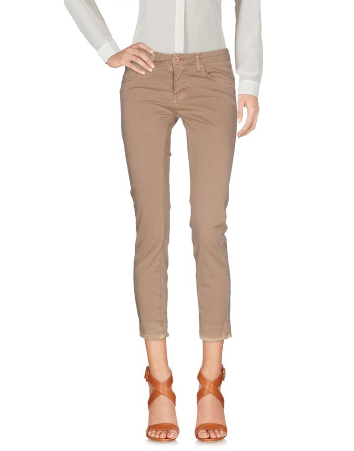 Maison Jean 3/4-length Shorts