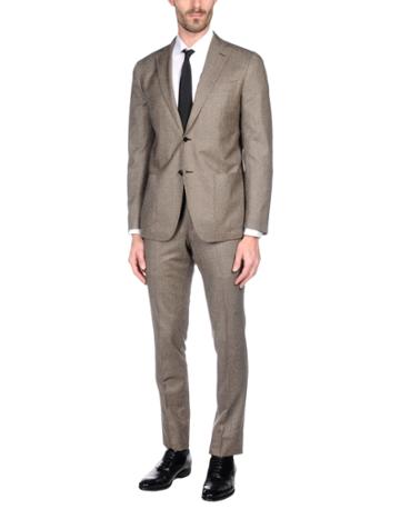 Artusa Suits