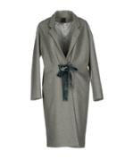 Obl &reg; Unique Coats