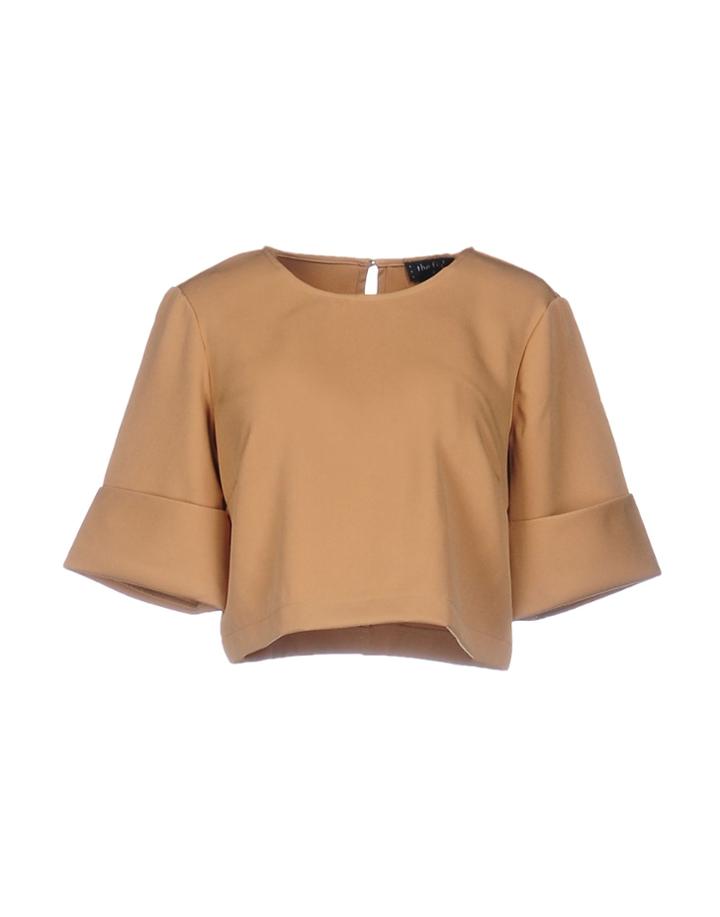 The Fifth Blouses