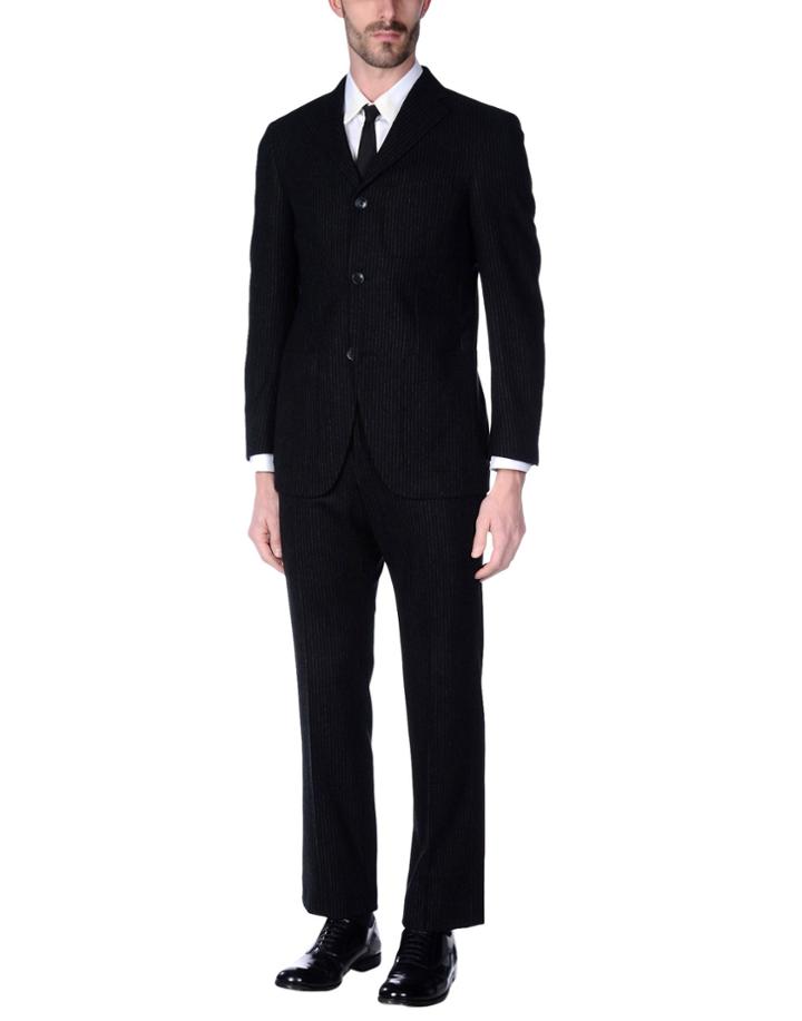 Maurokrieger Suits