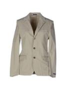 Carlo Pignatelli Outside Blazers