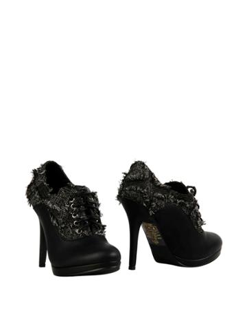 Master & Muse X Arden Wohl & Cri De Coeur Lace-up Shoes