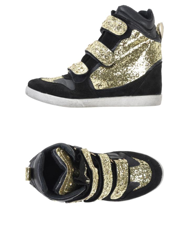 Nila & Nila Sneakers