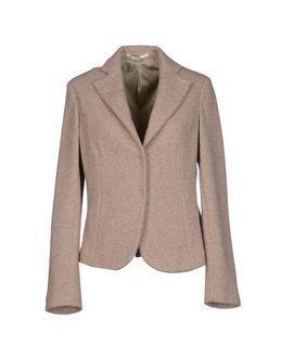 Estelle 495 Blazers