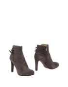Valeri Ankle Boots