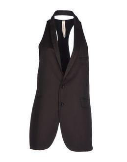 Nostrasantissima Tops