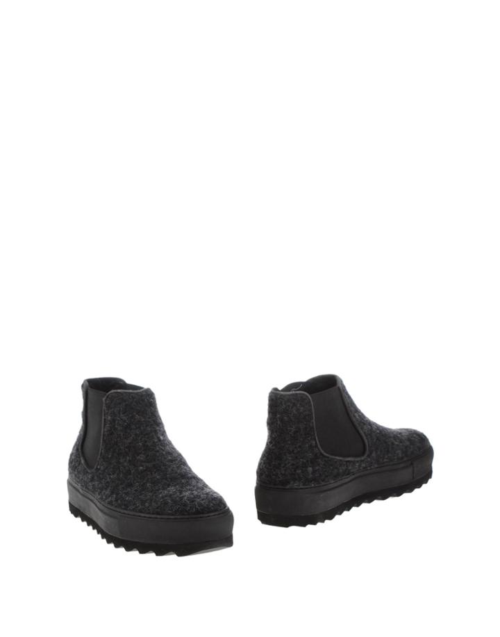 Danielapi Ankle Boots