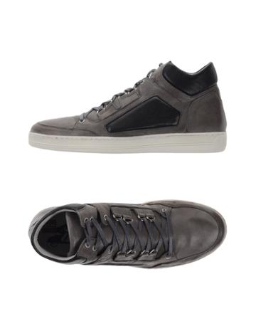 Mr. Postman Sneakers