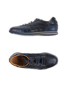 Barracuda Sneakers