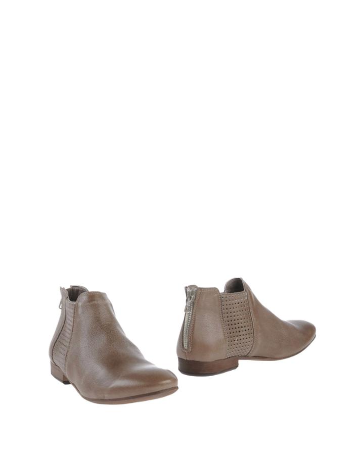 Firenze Ankle Boots