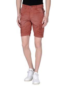 Customeria 4 Bermudas