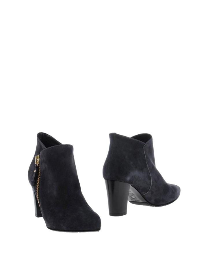 Moda Di Fausto Booties