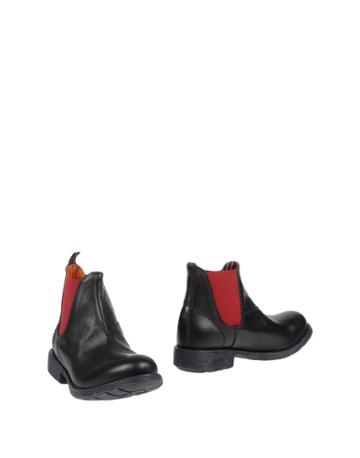 Regard Ankle Boots