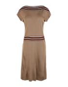 Grati Relaxed Luxury Knee-length Dresses