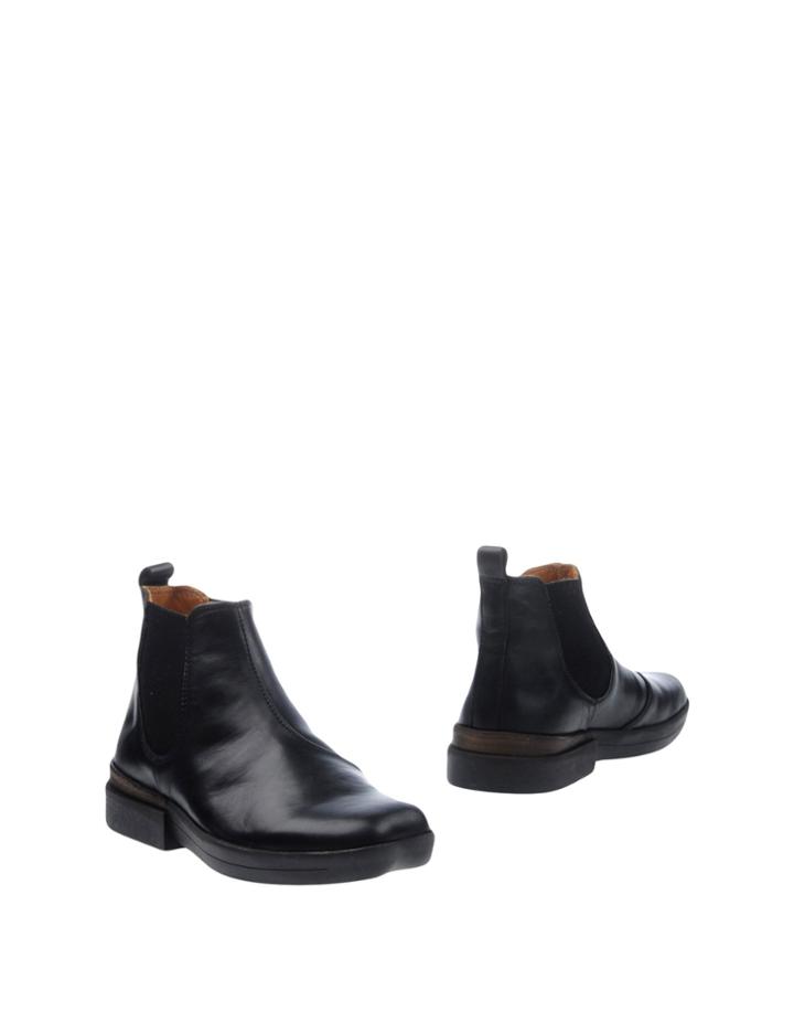 Tracey Neuls Ankle Boots