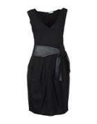 La Kore Knee-length Dresses