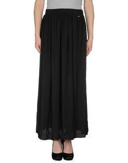 Met Long Skirts