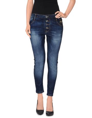 Displaj Jeans