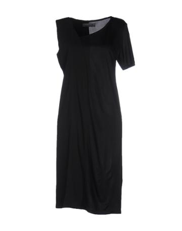 Salamandrina Knee-length Dresses