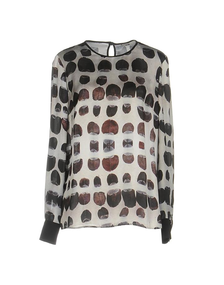 Cm.100 Blouses