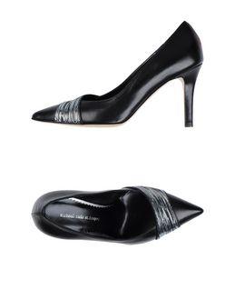 Micheal Rada St. Tropez Pumps