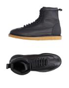 Utc00 Sneakers
